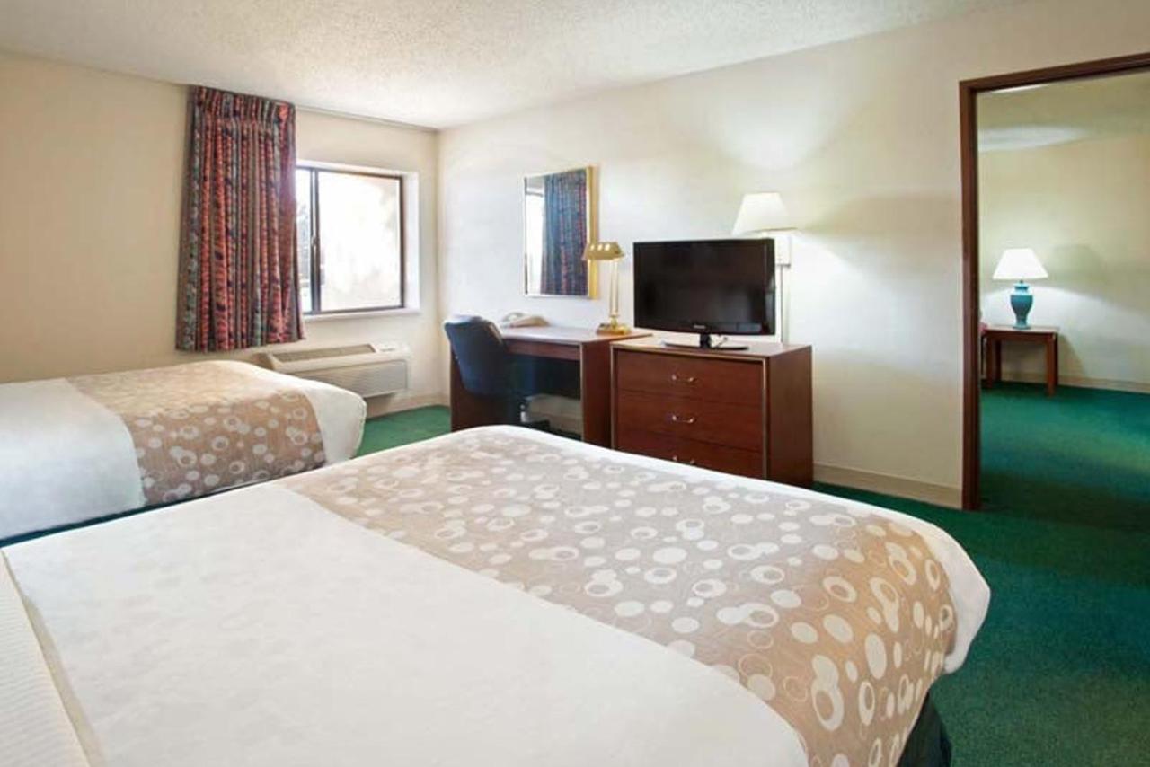 Norwood Inn & Suites Indianapolis East Post Drive Bagian luar foto