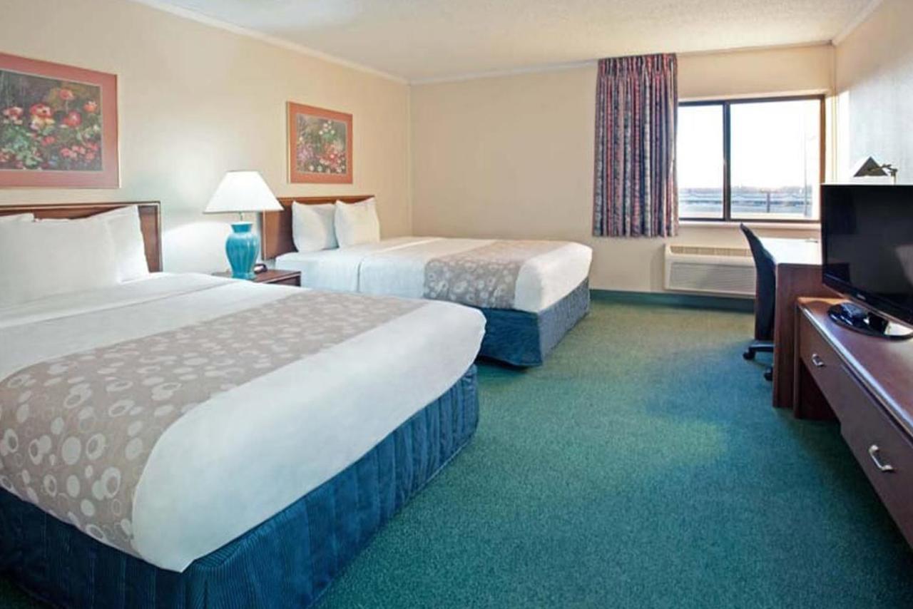 Norwood Inn & Suites Indianapolis East Post Drive Bagian luar foto
