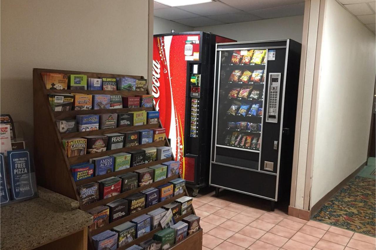 Norwood Inn & Suites Indianapolis East Post Drive Bagian luar foto